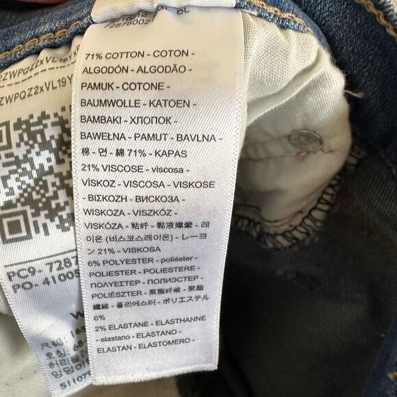 NWT Levi’s High Rise Shorts - Picture 11 of 11